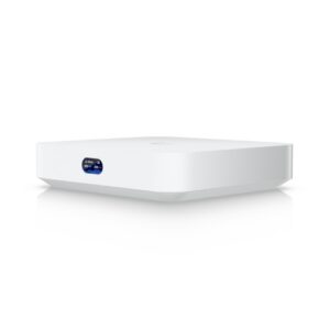 Ubiquiti UCG-Max-EU UniFi 2.5G Cloud Gateway with 30+ x2.5 GbE RJ45 LAN,2.5GbE RJ45 WAN, USB-C, NVR - UCG-Max-EU